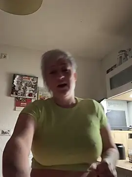 Rozendefotz online show from 12-23-25, 07:06