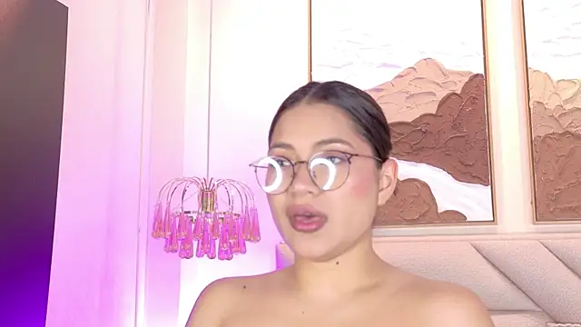 kendalFox  online show from 10-26-25, 02:12