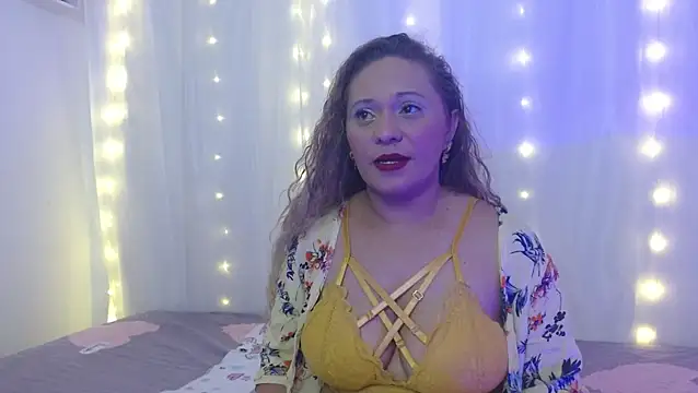 NoraParkeer online show from 09-22-25, 07:27