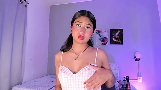 KimTayloor1 online show from 12-03-25, 07:56