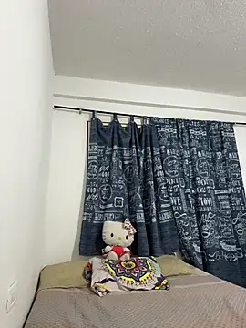 aliciia 23 online show from 11-13-25, 01:59