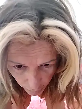 Snapshot of canariamorbosa chatting on 11-26-25, 11:22 canariamorbosa online show from 11-26-25, 11:22