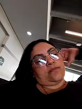 Snapshot of tiffany_Johnson1 chatting on 10-30-25, 06:30 tiffany Johnson1 online show from 10-30-25, 06:30