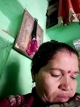 Snapshot of Manavi_x chatting on 11-15-25, 10:23 Manavi x online show from 11-15-25, 10:23