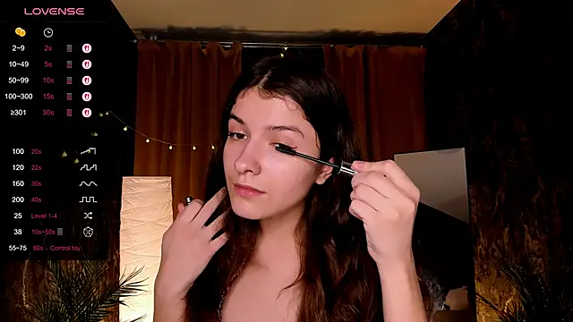 amy cute cat online show from 11-19-25, 08:47