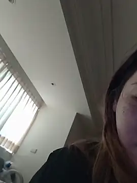 Lovelyanan online show from 10-04-25, 08:12