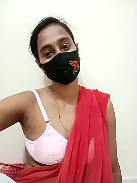 Snapshot of Softecho-03 chatting on 10-23-25, 10:25 Softecho-03 online show from 10-23-25, 10:25