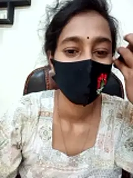 Snapshot of Softecho-03 chatting on 10-26-25, 02:45 Softecho-03 online show from 10-26-25, 02:45