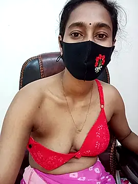 Snapshot of Softecho-03 chatting on 10-29-25, 12:02 Softecho-03 online show from 10-29-25, 12:02