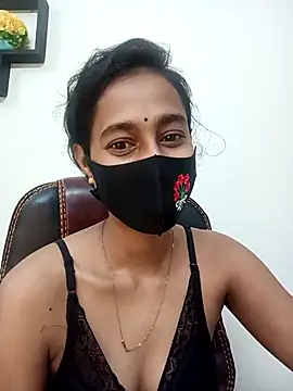 Snapshot of Softecho-03 chatting on 10-30-25, 12:45 Softecho-03 online show from 10-30-25, 12:45