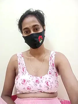 Snapshot of Softecho-03 chatting on 10-31-25, 02:51 Softecho-03 online show from 10-31-25, 02:51