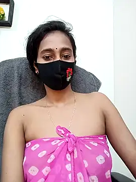 Snapshot of Softecho-03 chatting on 11-05-25, 05:46 Softecho-03 online show from 11-05-25, 05:46