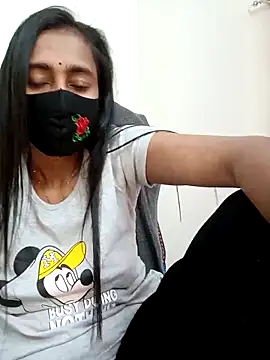 Snapshot of Softecho-03 chatting on 11-18-25, 12:27 Softecho-03 online show from 11-18-25, 12:27