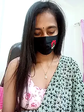 Snapshot of Softecho-03 chatting on 11-25-25, 08:09 Softecho-03 online show from 11-25-25, 08:09