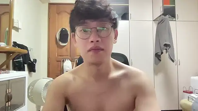 Passionatetwink2 online show from 12-15-25, 02:32