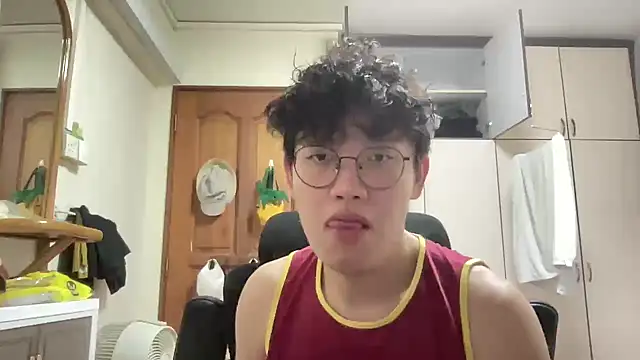 Passionatetwink2 online show from 02-07-26, 08:29