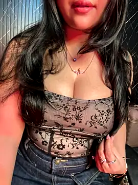 Snapshot of Pihu_9 chatting on 12-15-25, 05:34 Pihu 9 online show from 12-15-25, 05:34