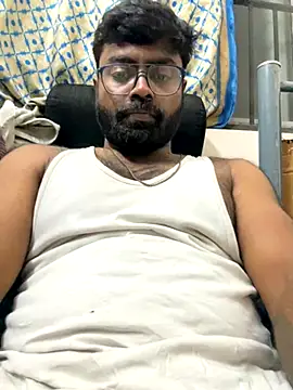 DJLOVE280825 online show from 10-13-25, 11:27