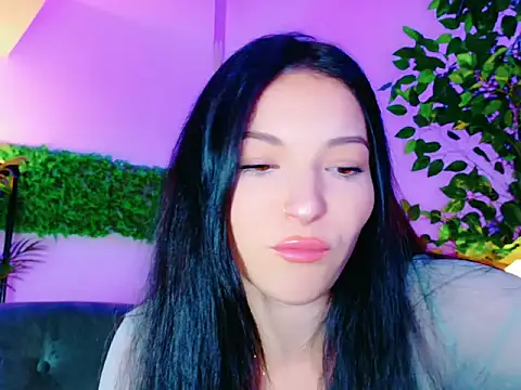 CutenessGirl online show from 11-07-25, 08:03