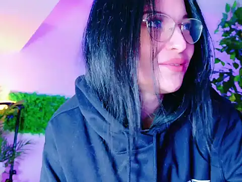 CutenessGirl online show from 11-20-25, 07:08