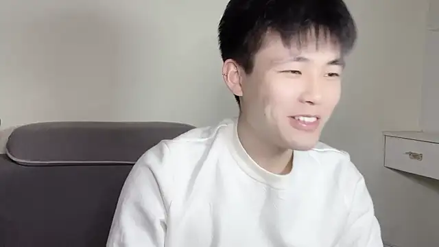 xiaoyang5200 online show from 10-30-25, 02:40