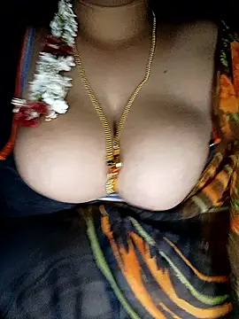 Snapshot of Geetha227 chatting on 01-13-26, 12:05 Geetha227 online show from 01-13-26, 12:05