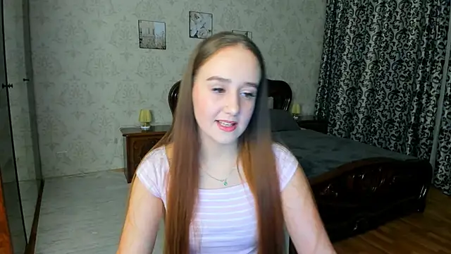 SabrinaCandi online show from 10-28-25, 03:54