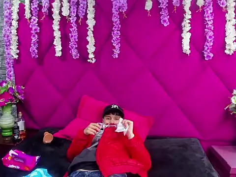 Bruno Cruzz online show from 09-25-25, 02:37