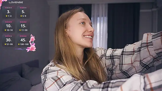 EarnestineGyllenband online show from 11-03-25, 06:47