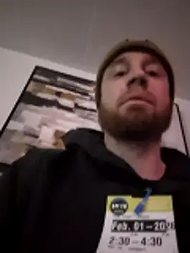 Snapshot of Chffbhf chatting on 02-12-26, 05:24 Chffbhf online show from 02-12-26, 05:24