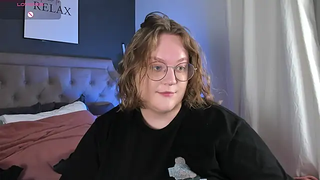 Alissa S online show from 10-08-25, 01:20