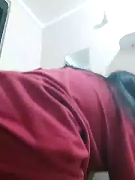 LunaJacobs online show from 11-23-25, 02:33