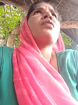 Hot Seema83 online show from 10-04-25, 05:05