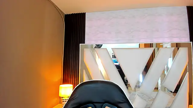 Amy Hottiee online show from 12-03-25, 11:52