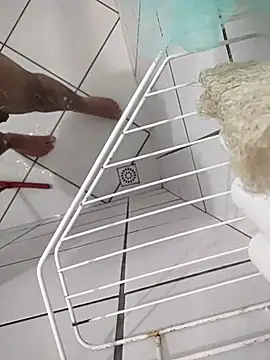 Snapshot of Novin23cms chatting on 11-13-25, 11:25 Novin23cms online show from 11-13-25, 11:25