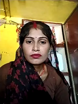 Snapshot of Susila_ji chatting on 09-09-25, 09:53 Susila ji online show from 09-09-25, 09:53