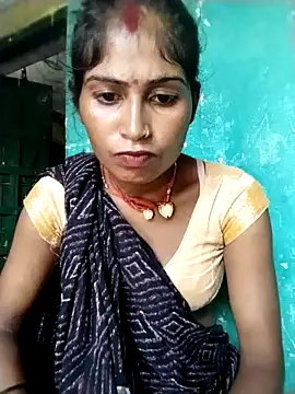 Snapshot of Susila_ji chatting on 09-22-25, 07:43 Susila ji online show from 09-22-25, 07:43