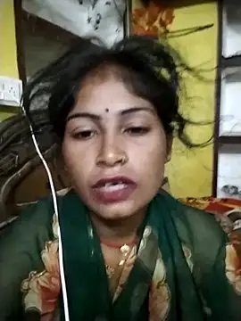 Snapshot of Susila_ji chatting on 09-25-25, 07:50 Susila ji online show from 09-25-25, 07:50