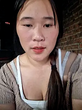 ALIENHR38 online show from 11-11-25, 01:49