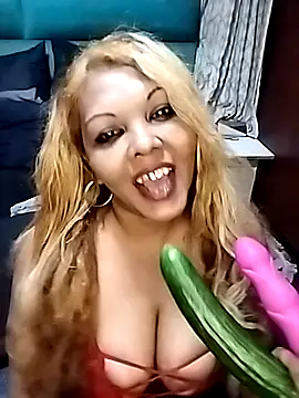 hemilynthomas2467 online show from 12-17-25, 08:59