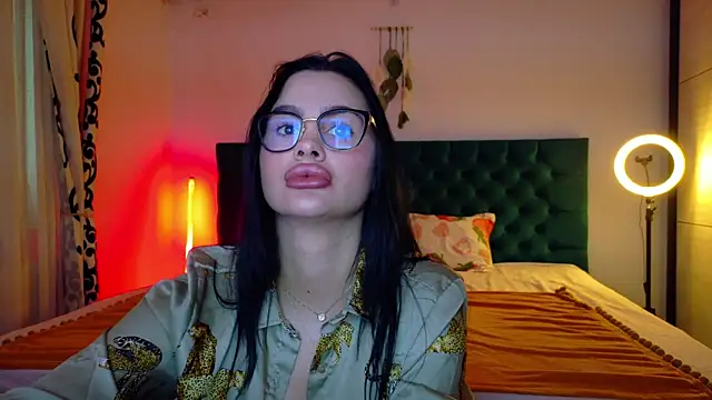 Snapshot of LexieRosse chatting on 10-08-25, 07:50 LexieRosse online show from 10-08-25, 07:50