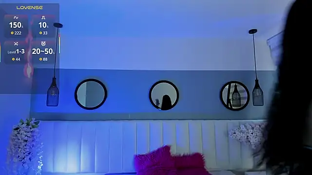 Snapshot of Mila_Hank_ chatting on 12-02-25, 12:21 Mila Hank online show from 12-02-25, 12:21