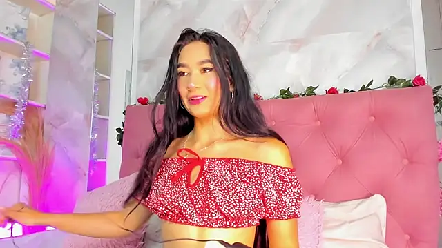 Snapshot of Nicolqueen_ chatting on 02-23-26, 11:07 Nicolqueen online show from 02-23-26, 11:07