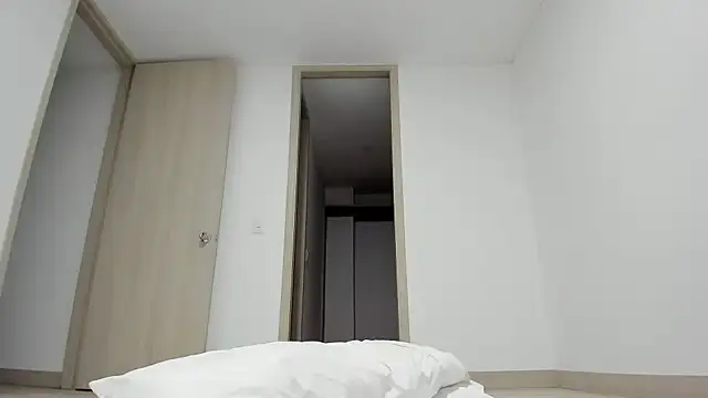 Meganbelford1 online show from 09-14-25, 04:00