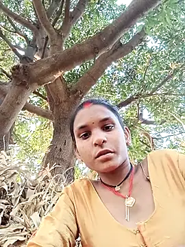 Idhika Jha online show from 10-17-25, 11:24