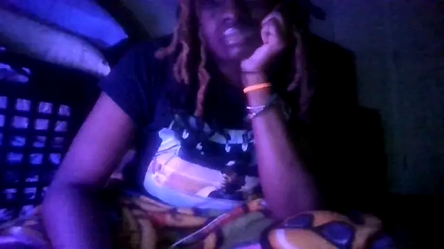 prettymaa online show from 10-18-25, 10:43