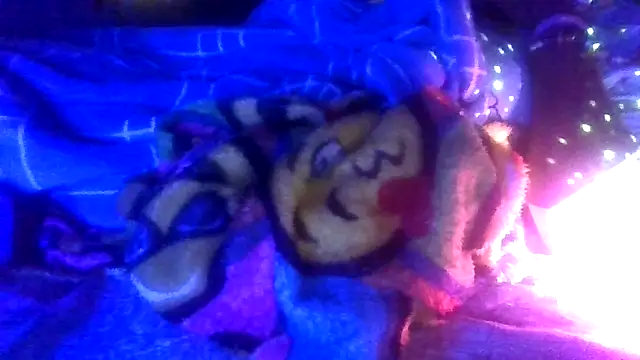 prettymaa online show from 12-21-25, 05:14