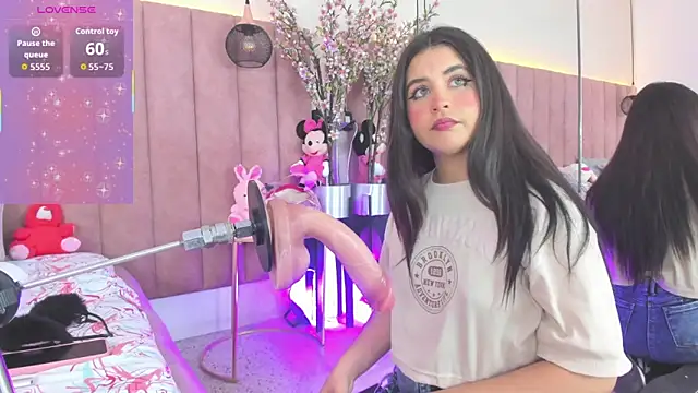 LizzyOlsen online show from 10-07-25, 08:28