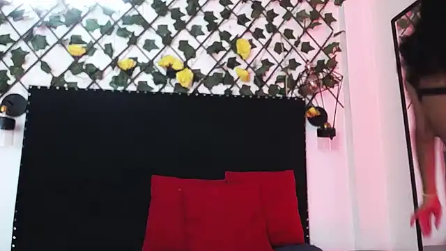 vwildcatper online show from 10-27-25, 07:51