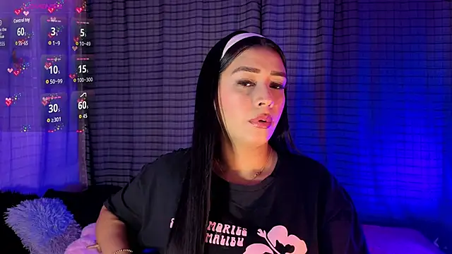 Snapshot of Kayleemorales chatting on 10-11-25, 03:32 Kayleemorales online show from 10-11-25, 03:32